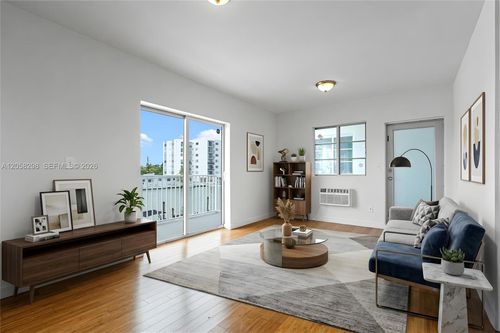 n20-7950 Tatum Waterway Dr, Miami Beach, FL, 33141-1906 | Card Image