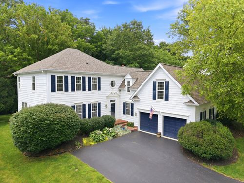 5069 Heath Gate Dr, New Albany, OH, 43054-9451 | Card Image