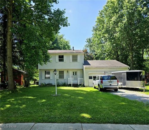 940 Kevin Dr, Kent, OH, 44240-2036 | Card Image