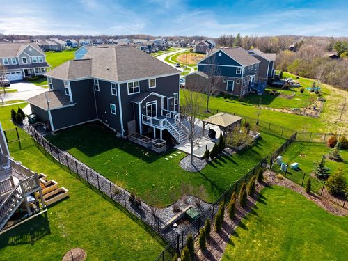 13836 Amelia Dr, Lemont, IL, 60439-8615 | Card Image