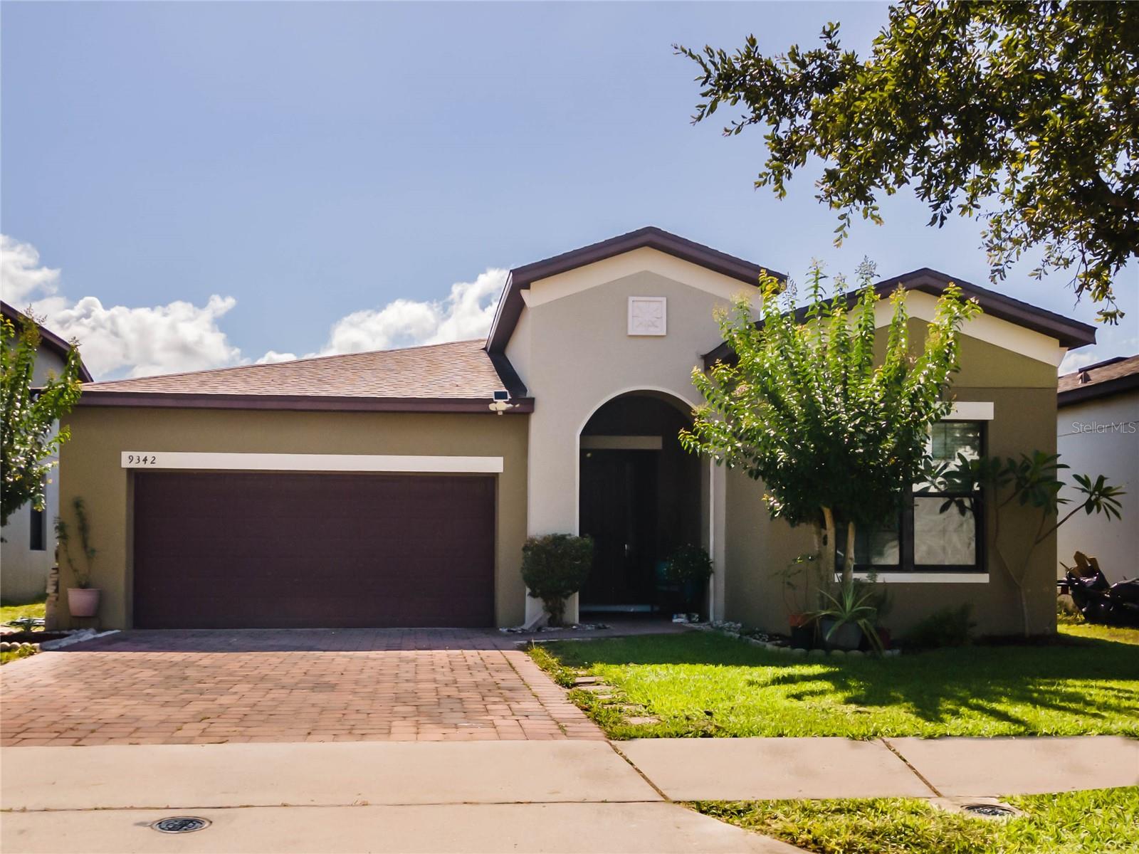 Oglethorpe Dr, Groveland, FL 34736