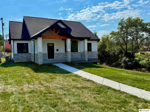 3309 Ohio St, Omaha, NE, 68111-3611 | Card Image