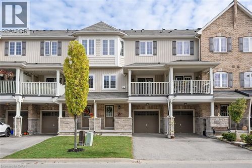 8 Hiscott Dr, Waterdown, ON, L8B0A2 | Card Image