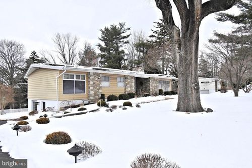 2313 Barren Hill Road, LAFAYETTE HILL, PA, 19444 | Card Image