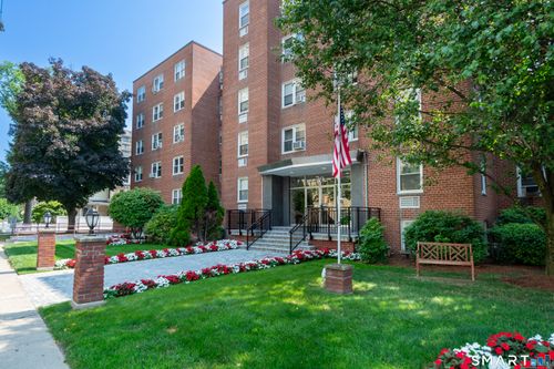 2t-39 Glenbrook Rd, Stamford, CT, 06902-2985 | Card Image