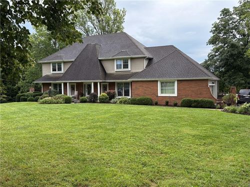 12918 Lakeland Dr, Country Club, MO, 64506-1062 | Card Image