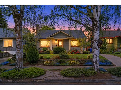 4403 Ne 32nd Pl, Portland, OR, 97211-7707 | Card Image