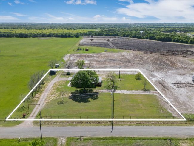 Aerial view with a rural view | Image 4