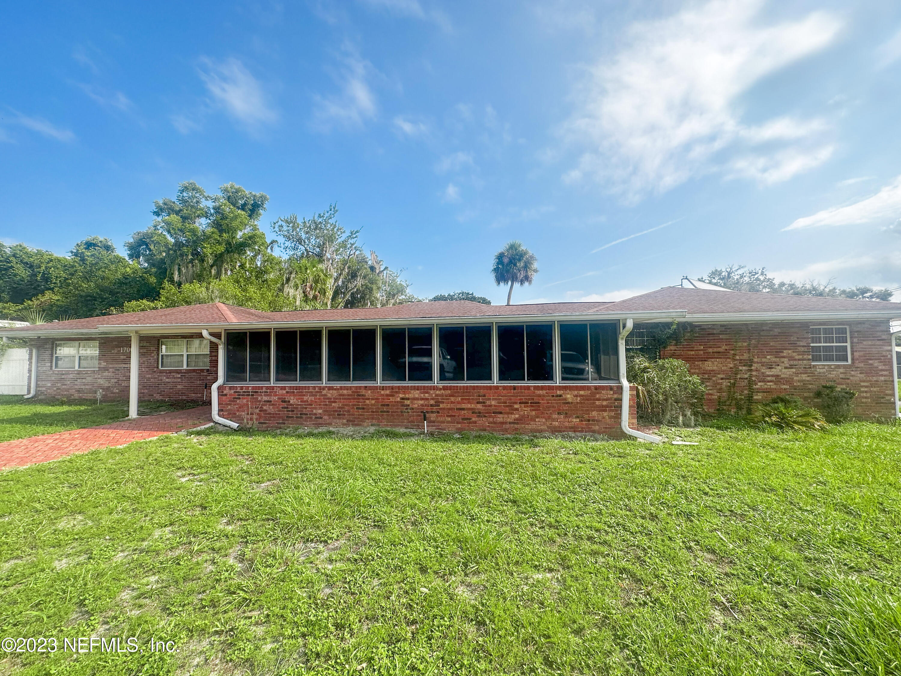Columbia Ave, Batesburg, SC 29006