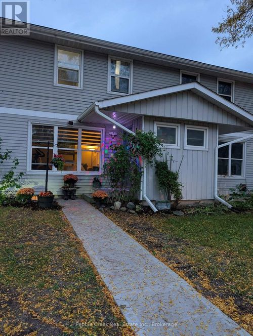 30-30 St Charles Place, Huron East (Vanastra), ON, N0M1L0 | Card Image