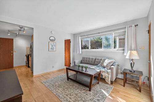 apt-2-4517 Grand Ave S, Minneapolis, MN, 55419-4957 | Card Image