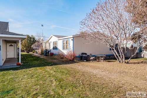 1555 Canyon Ave, Idaho Falls, ID, 83402-1565 | Card Image