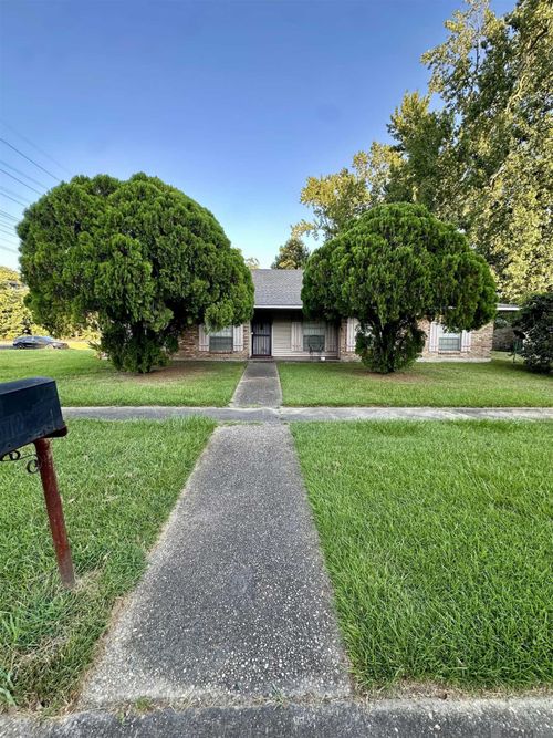 3572 Madeira Dr, Baton Rouge, LA, 70810 | Card Image