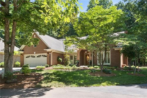127 Wellesborough Rd, Winston Salem, NC, 27104-2532 | Card Image