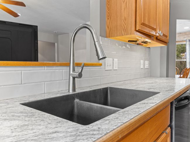 1357 W M 20, House other with 5 bedrooms, 3 bathrooms and null parking in New Era MI | Image 13