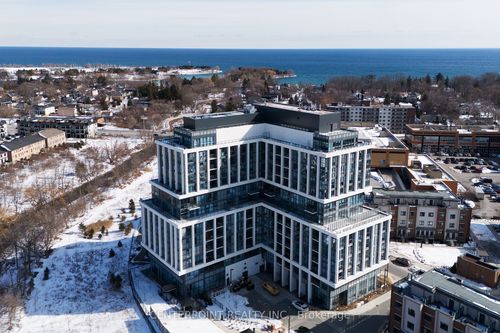 201-1063 Douglas Mccurdy Common, Mississauga, ON, L5G0C5 | Card Image