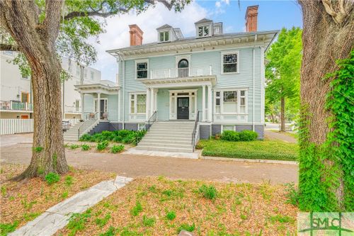 121 W Hall Street, Savannah, GA, 31401 | Card Image