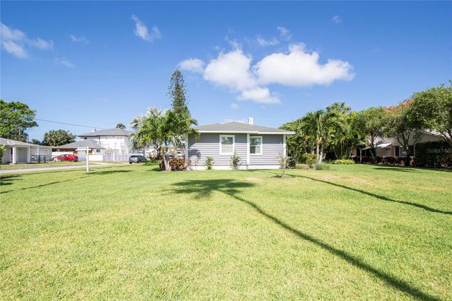 3200 W De Bazan Ave, House other with 3 bedrooms, 2 bathrooms and null parking in ST PETE BEACH FL | Image 29