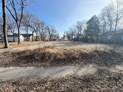 711 S Saint Louis Ave, Tulsa, OK, 74120-4817 | Card Image