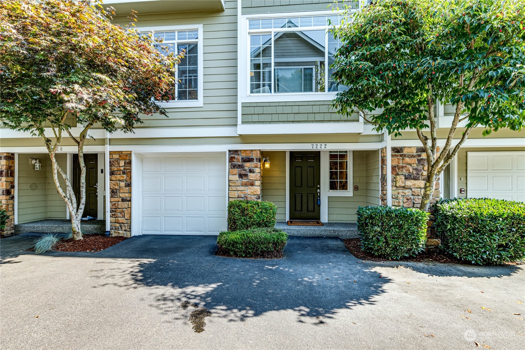 182nd St, Kenmore, WA 98028