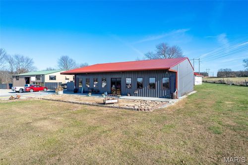 22476 Highway Mm, Lebanon, MO, 65536-6417 | Card Image