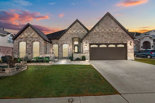 9212 Brittlebrush Trl, Fort Worth, TX, 76177-7427 | Card Image