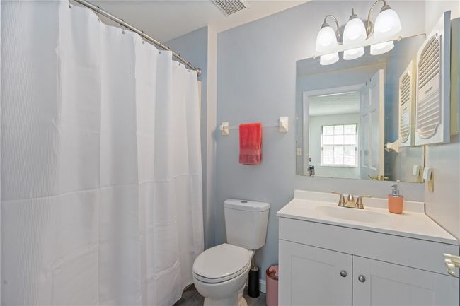 587 Thorncliffe Dr, Townhouse with 2 bedrooms, 3 bathrooms and 2 parking in Pittsburgh PA | Image 23