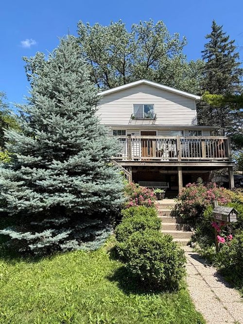 523 Beechwood Drive, Round Lake, IL, 60073 | Card Image