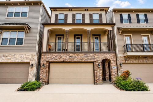 8905 Wind Springs Dr, Houston, TX, 77080-7597 | Card Image