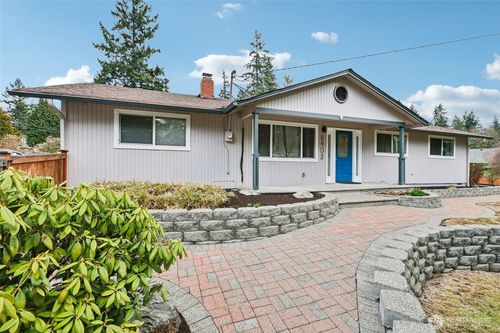 8403 Ne 138th St, Kirkland, WA, 98034-1744 | Card Image