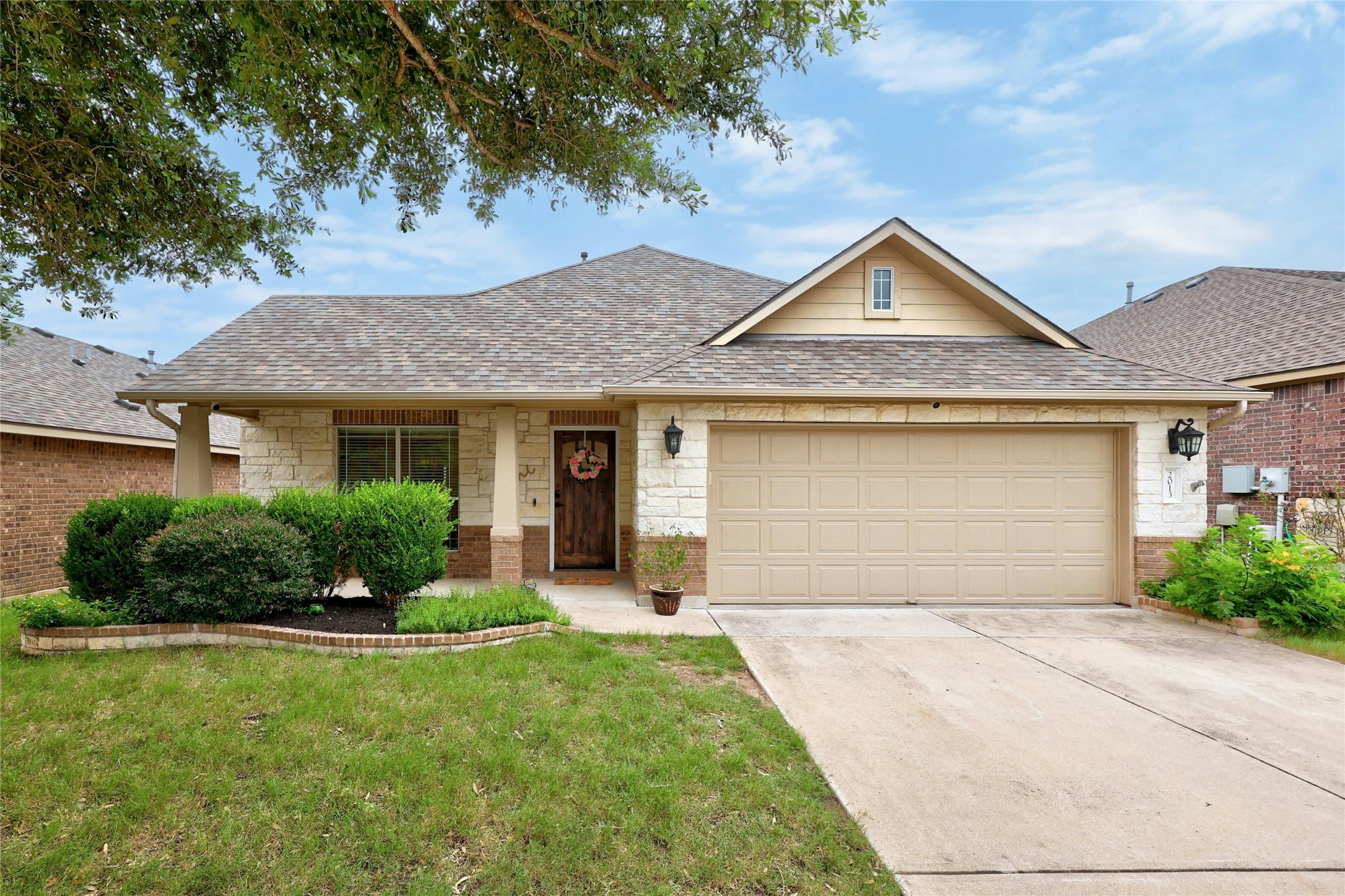 Mary Ella Dr, Leander, TX 78641