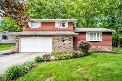 5765 Janet Blvd, Solon, OH, 44139-1964 | Card Image