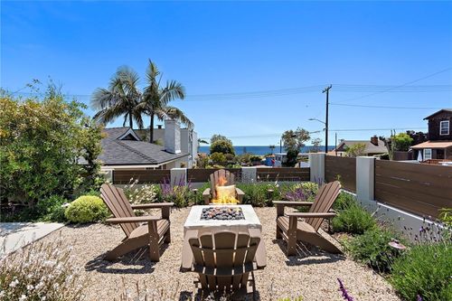 241 Wave St, Laguna Beach, CA, 92651-1453 | Card Image