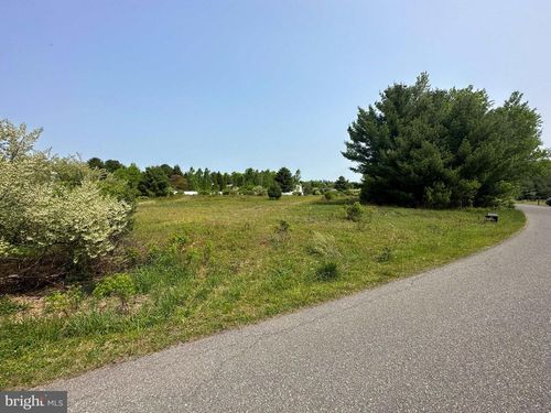 814 Leslie Ln, Jim Thorpe, PA, 18229 | Card Image