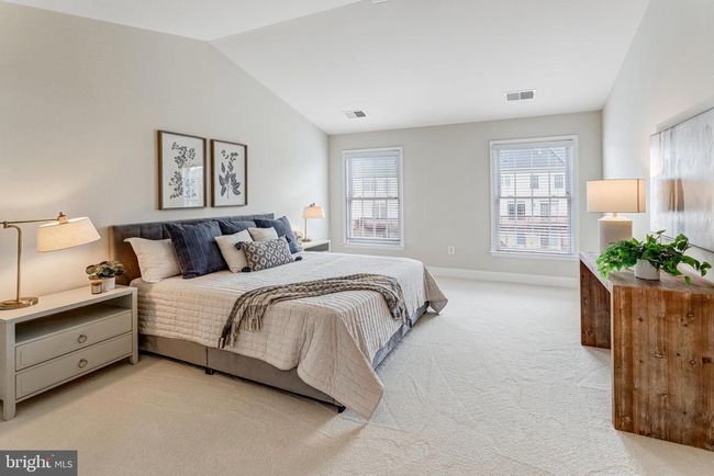 25804 Commons Sq, Townhouse with 3 bedrooms, 4 bathrooms and null parking in CHANTILLY VA | Image 18