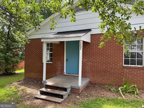 302 Spring St, Griffin, GA, 30223-3844 | Card Image