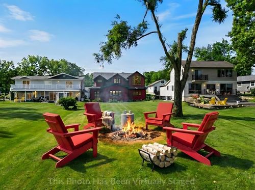 1791 Chapman Lake Dr, Warsaw, IN, 46582-7837 | Card Image