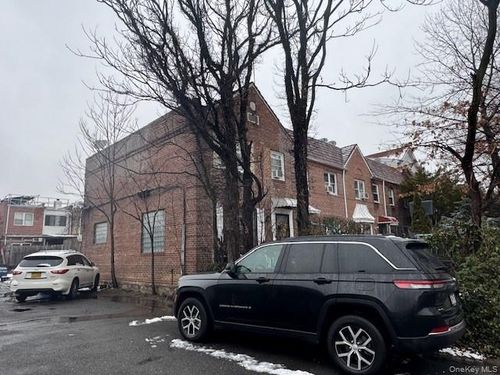 14411 75th Avenue, New York, NY, 11367 | Card Image