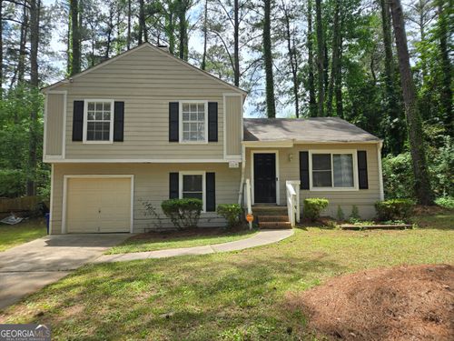 447 Sherwood Cir, Stone Mountain, GA, 30087-6009 | Card Image