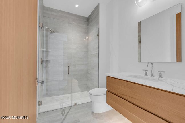 Porcelain tile for floors and shower walls | Image 25
