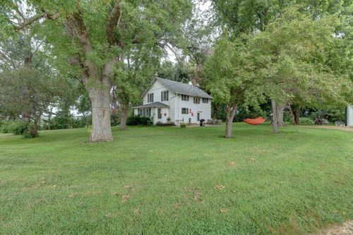 2160 430th Ave, Estherville, IA, 51334-7409 | Card Image
