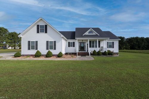 30501 Camp Pkwy, Courtland, VA, 23837-2054 | Card Image