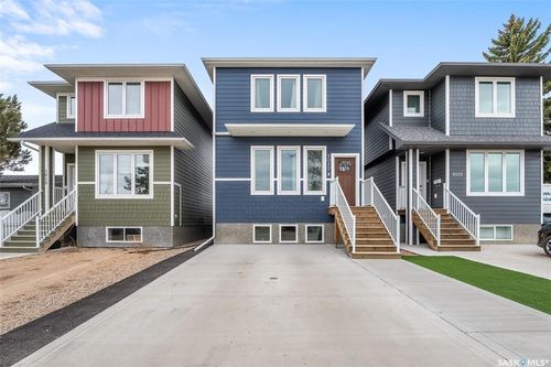 1017 Vaughan St, Moose Jaw, SK, S6H5P1 | Card Image