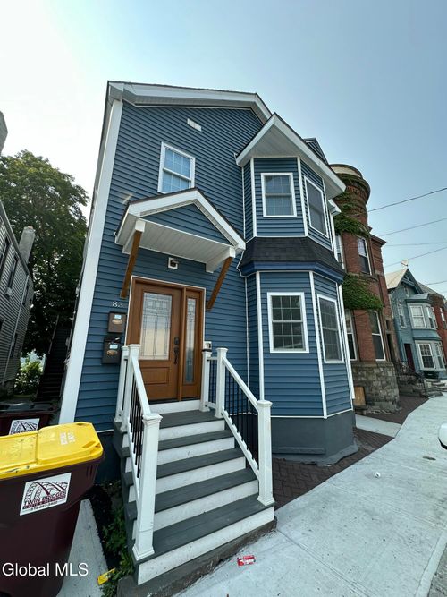 83 2nd Ave, Troy, NY, 12180-1103 | Card Image