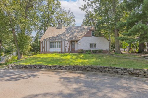 4 Bobolink Pl, Yonkers, NY, 10701-5367 | Card Image