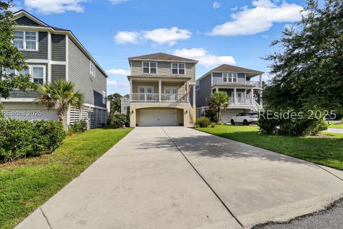 45 Hammock Oaks Cir, Hilton Head Island, SC, 29926-4424 | Card Image