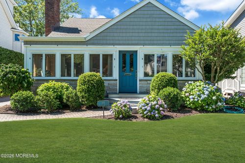 118 Neptune Pl, Sea Girt, NJ, 08750-3209 | Card Image