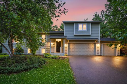 785 Santa Vera Dr, Chanhassen, MN, 55317-9645 | Card Image