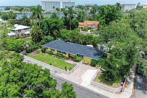 405 20th Street W, Bradenton, FL, 34205 | Card Image