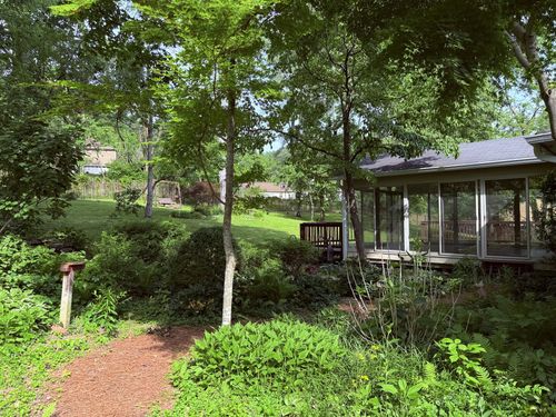 2016 Sunny Side Dr, Brentwood, TN, 37027-5404 | Card Image
